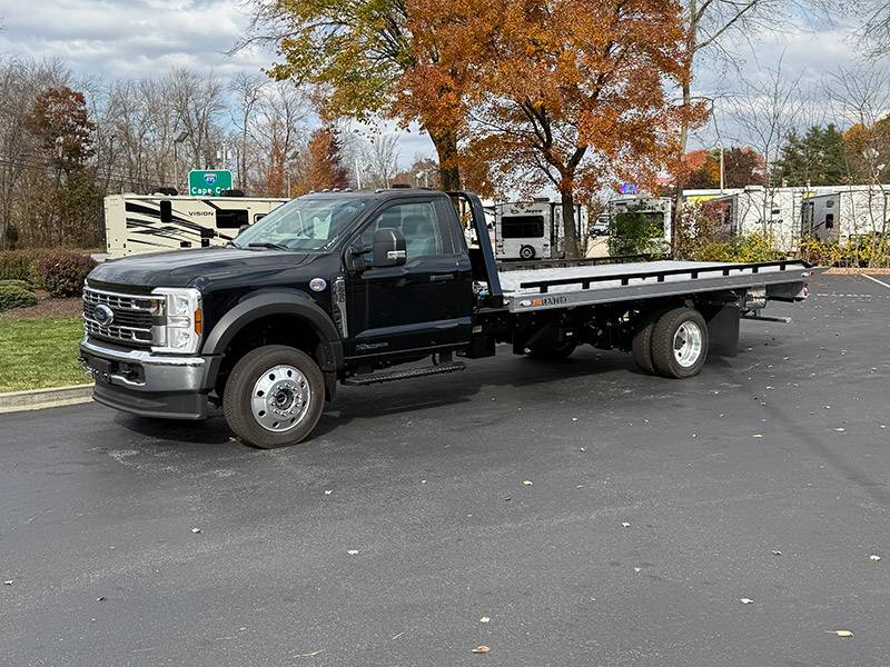 2024 Ford F550 (Key# 1984) 3